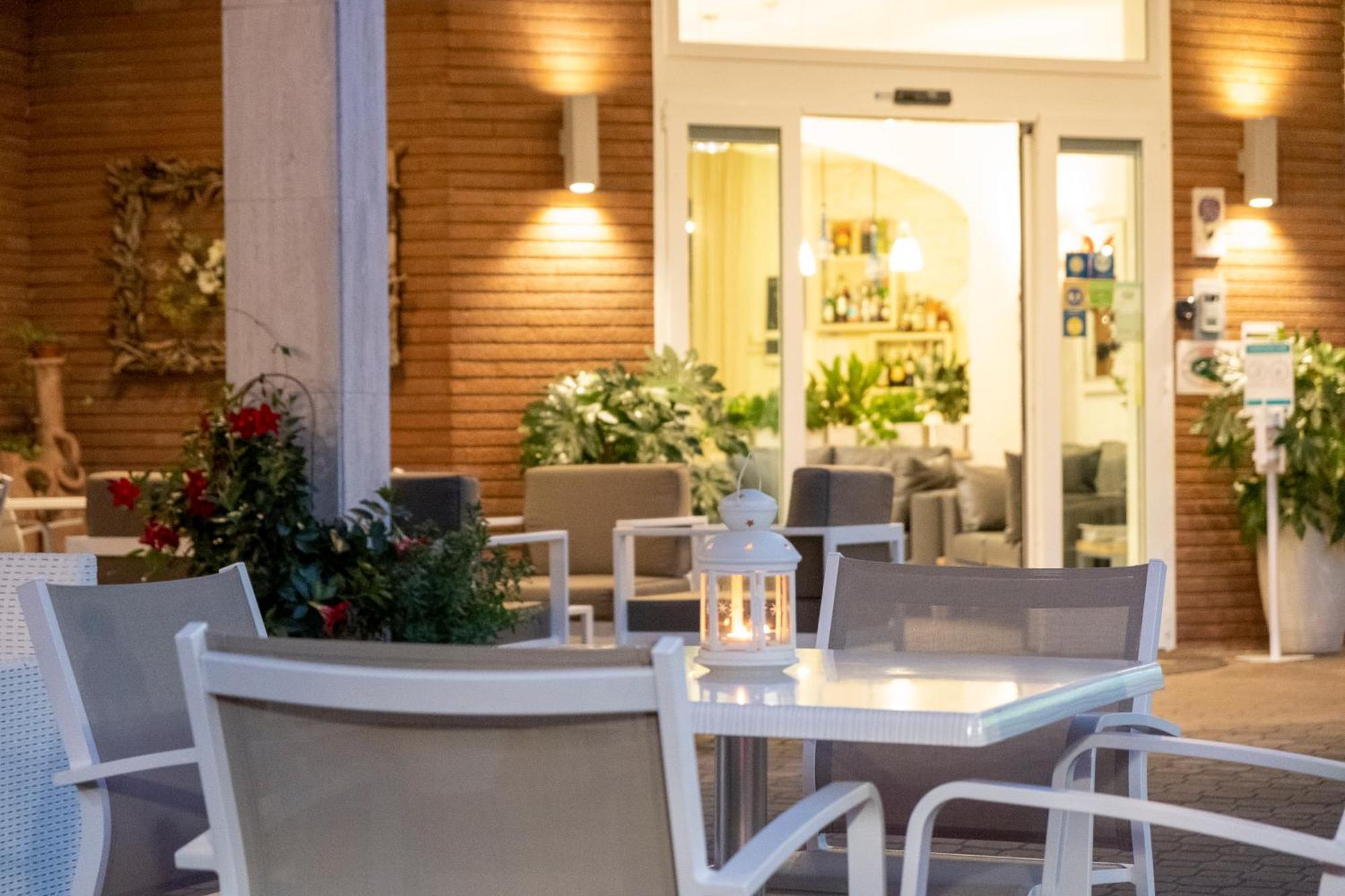 Hotel Orsa Maggiore Milano Marittima Dış mekan fotoğraf