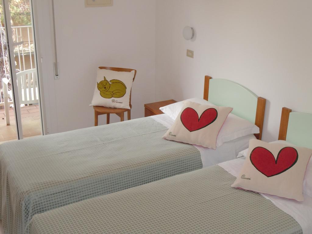 Hotel Orsa Maggiore Milano Marittima Oda fotoğraf